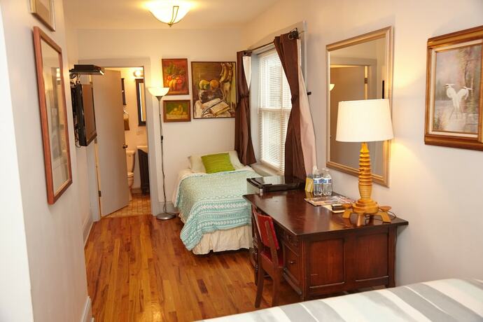 Imagen de la habitación del Hotel Ray\'s Bucktown BandB. Foto 13