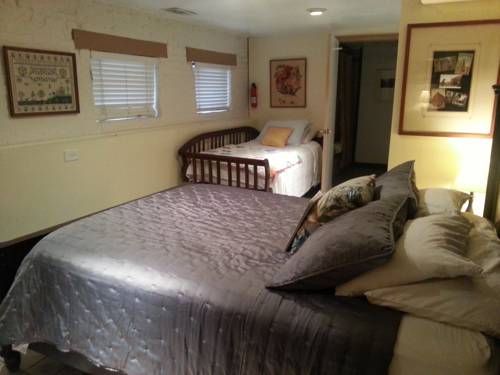 Imagen de la habitación del Hotel Ray's Bucktown Bed And Breakfast. Foto 14