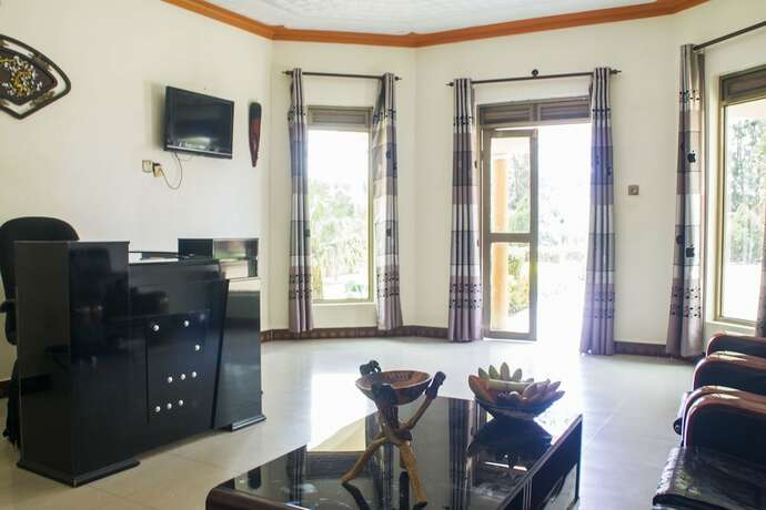 Imagen general del Hotel Rays. Foto 6