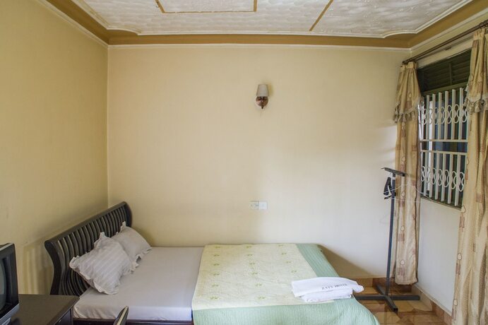 Imagen general del Hotel Rays. Foto 12