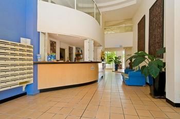 Imagen de los interiores del Hotel Rays Resort. Foto 5