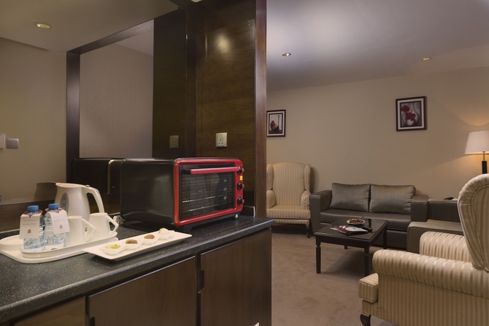 Imagen de la habitación del Hotel Razana Al Rowdah. Foto 14