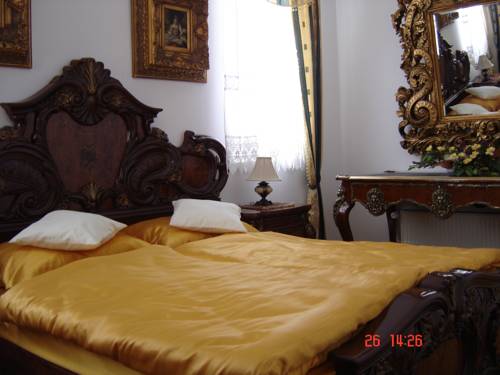 Imagen de la habitación del Hotel Razgorsek. Foto 4