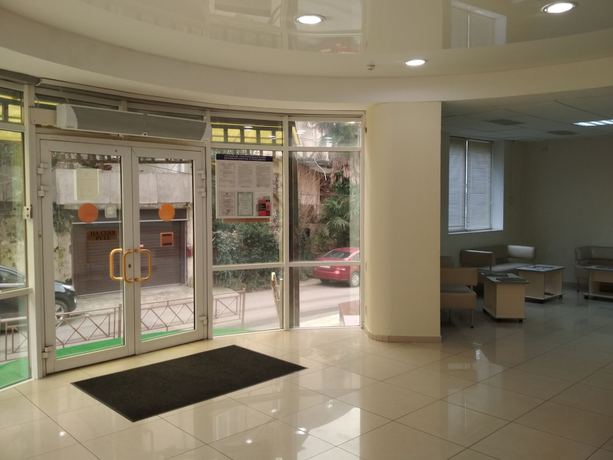 Imagen de los interiores del Hotel Razin. Foto 18