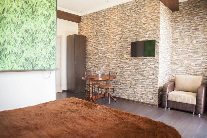 Imagen de la habitación del Hotel Razin. Foto 10