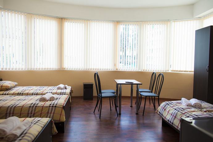 Imagen de la habitación del Hotel Razin. Foto 11