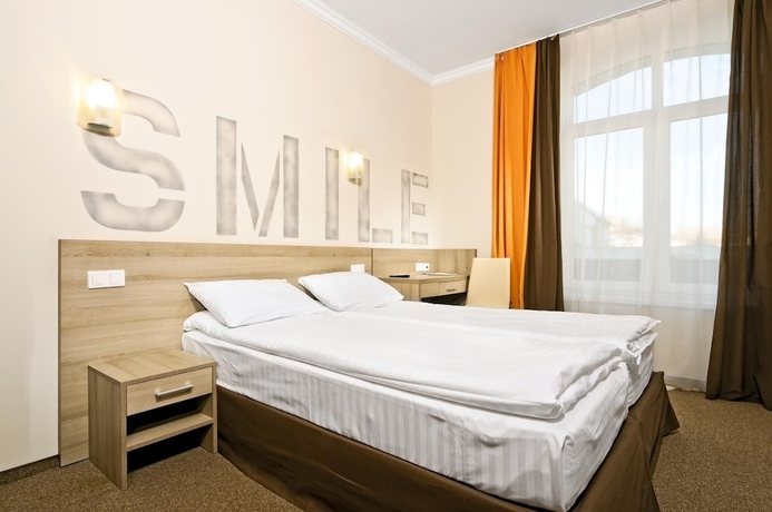 Imagen de la habitación del Hotel Raziotel Kiev. Foto 5