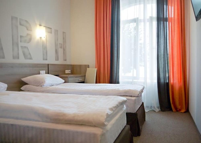 Imagen de la habitación del Hotel Raziotel Kiev. Foto 8