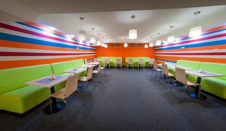 Imagen del bar/restaurante del Hotel Raziotel Kiev. Foto 3