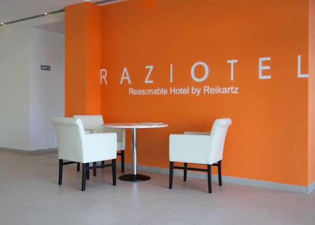 Imagen de los interiores del Hotel Raziotel Kiev. Foto 18