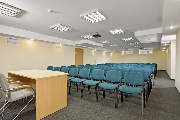 Imagen de los interiores del Hotel Raziotel Kiev. Foto 19