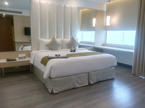 Imagen del bar/restaurante del Hotel Rbd Sarovar Portico. Foto 4