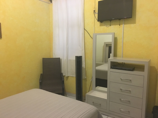 Imagen de la habitación del Hotel Rc Plaza Liberaci&oacute;n. Foto 8