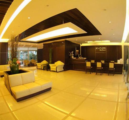 Imagen de los interiores del Hotel R-con Residence. Foto 10