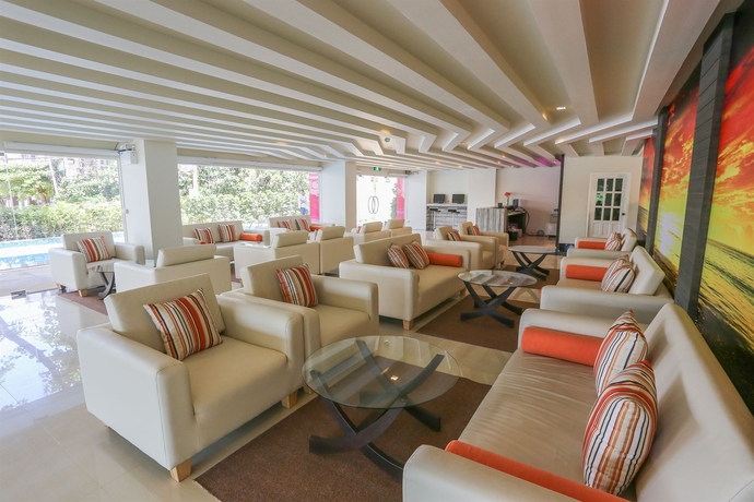 Imagen de los interiores del Hotel R-con Rest Sea. Foto 14