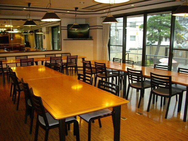 Imagen del bar/restaurante del Hotel Rcs Refresh Care Spa. Foto 4