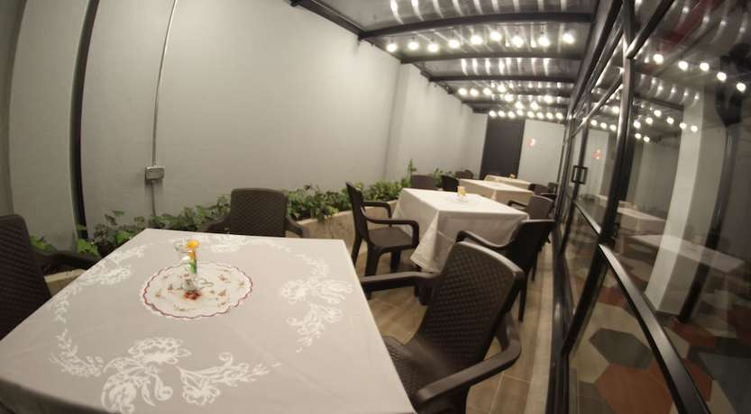 Imagen del bar/restaurante del Hotel Rdos. Foto 3