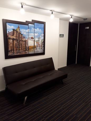 Imagen de los interiores del Hotel Rdos. Foto 17