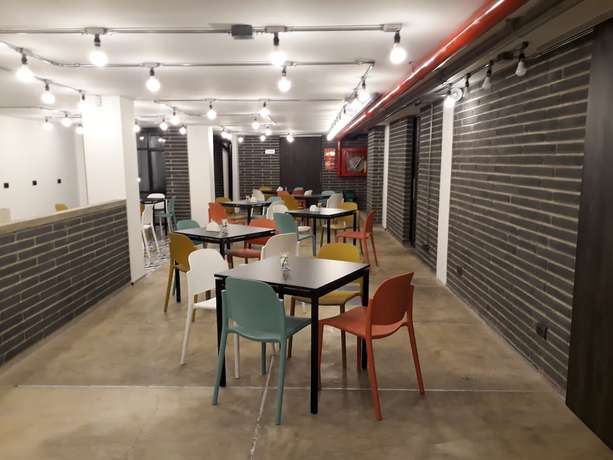 Imagen del bar/restaurante del Hotel Rdos. Foto 4