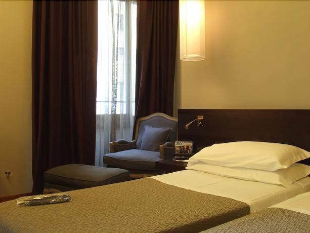 Imagen de la habitación del Hotel Re Di Roma. Foto 16