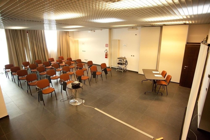 Imagen de los interiores del Hotel Re Enzo. Foto 16