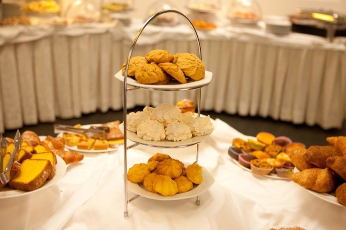 Imagen del bar/restaurante del Hotel Re Enzo. Foto 9