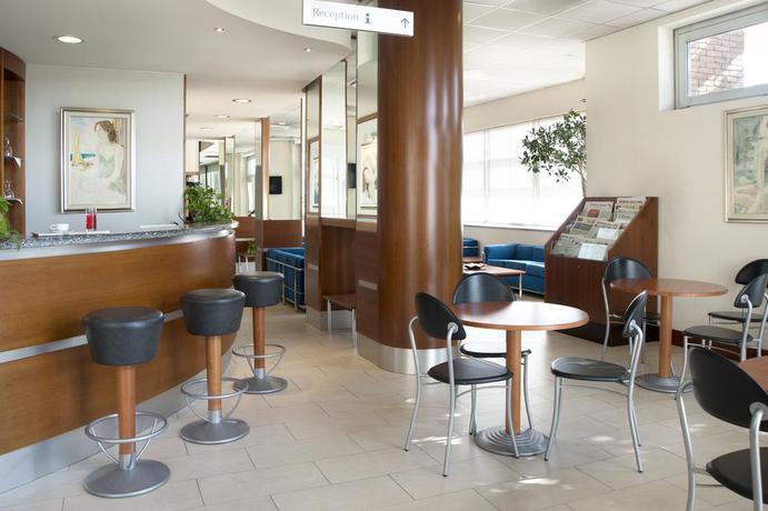 Imagen del bar/restaurante del Hotel Re Lissone. Foto 3