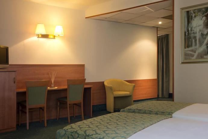 Imagen de la habitación del Hotel Re Lissone. Foto 8