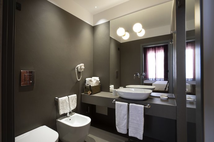 Imagen de la habitación del Hotel Re Sale. Foto 11