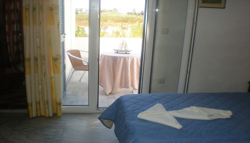 Imagen de la habitación del Hotel Rea, Naxos. Foto 10