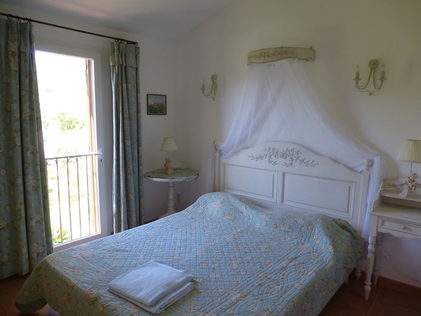 Imagen de la habitación del Hotel R&eacute;sidence A Merula. Foto 5