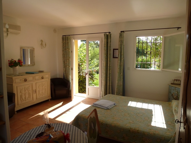 Imagen de la habitación del Hotel R&eacute;sidence A Merula. Foto 10