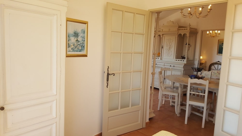 Imagen de la habitación del Hotel R&eacute;sidence A Merula. Foto 14