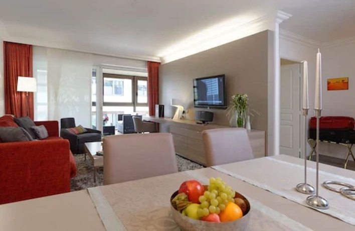 Imagen de los interiores del Hotel R&eacute;sidence Alma Marceau. Foto 17