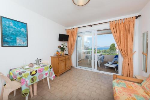 Imagen de la habitación del Hotel Résidence Arinella. Foto 9