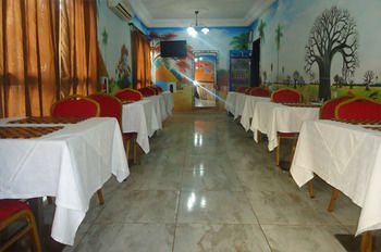 Imagen del bar/restaurante del Hotel R&eacute;sidence Atlantic, Dakar. Foto 2
