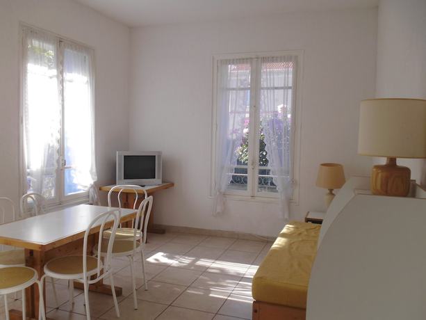 Imagen de la habitación del Hotel R&eacute;sidence BEAR. Foto 7