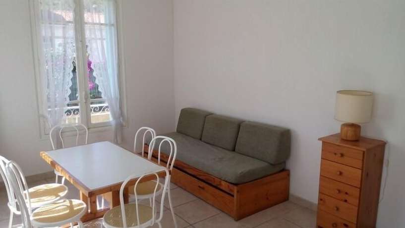 Imagen de la habitación del Hotel R&eacute;sidence BEAR. Foto 14