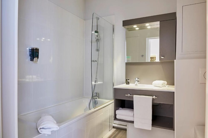 Imagen de la habitación del Hotel Résidence Château Du Mée. Foto 13