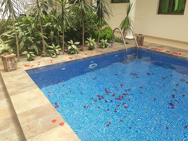 Imagen de la piscina del Hotel R&eacute;sidence Clean Apparts. Foto 16