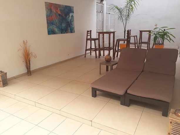 Imagen de los interiores del Hotel R&eacute;sidence Clean Apparts. Foto 11