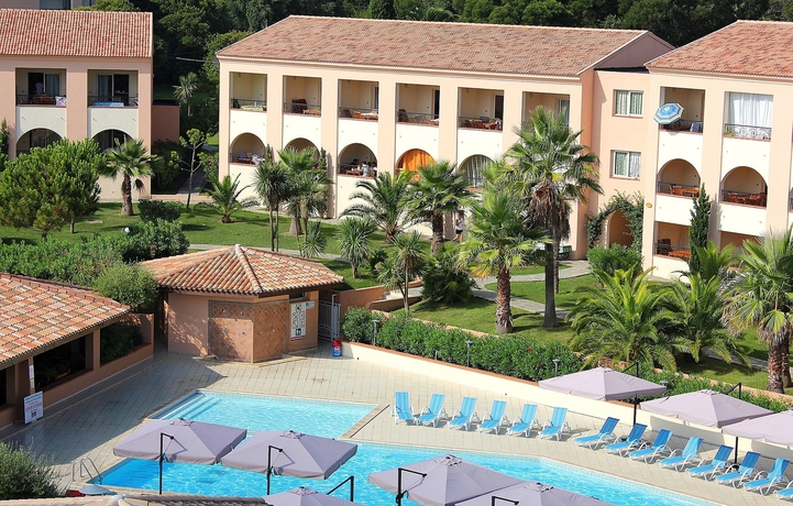 Imagen de la piscina del Hotel R&eacute;sidence Club Odalys Sognu Di Mare. Foto 19