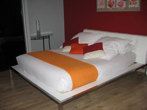 Imagen de la habitación del Hotel R&eacute;sidence, Colombiers. Foto 6