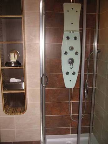 Imagen de la habitación del Hotel R&eacute;sidence, Colombiers. Foto 8