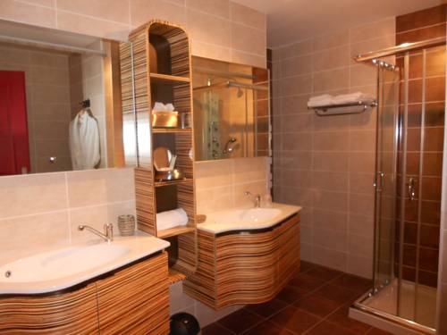Imagen de la habitación del Hotel R&eacute;sidence, Colombiers. Foto 10