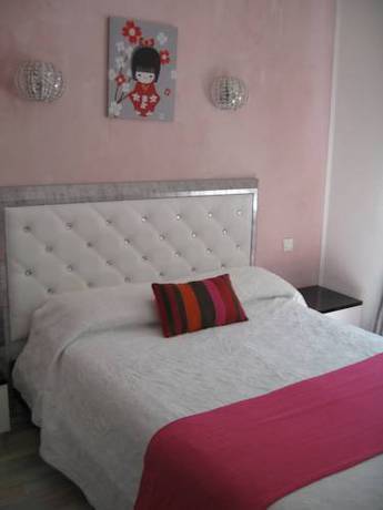 Imagen de la habitación del Hotel R&eacute;sidence, Colombiers. Foto 13