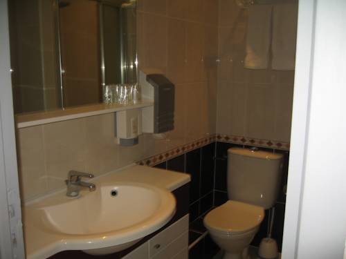 Imagen de la habitación del Hotel R&eacute;sidence, Colombiers. Foto 15