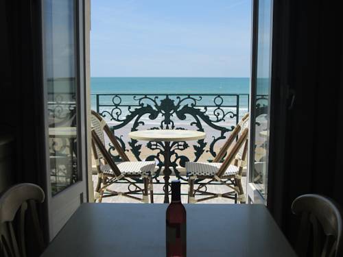 Imagen de la habitación del Hotel R&eacute;sidence De La Plage. Foto 9