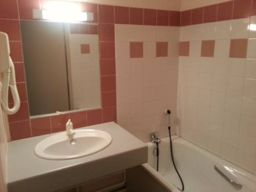 Imagen de la habitación del Hotel Résidence Des 3 Césars. Foto 6