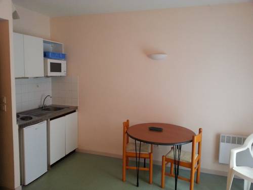 Imagen de la habitación del Hotel Résidence Des 3 Césars. Foto 8